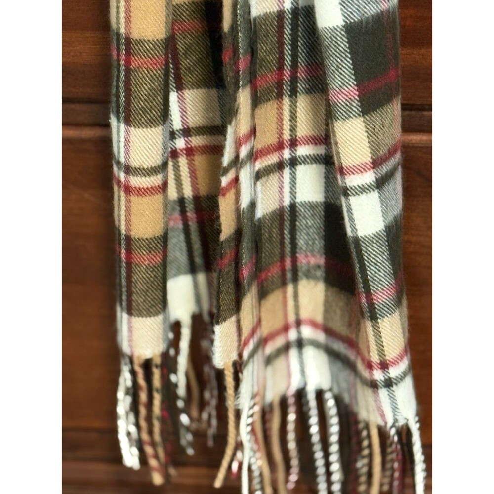 100% Cashmere Scarf Made in Scotland Classic Heritage Plaid -Amazing Condition - Picture 9 of 16
